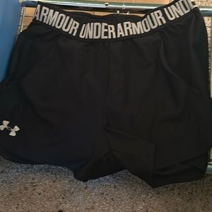 32. ‼️3/$25 Under Armour Shorts (Not lined)